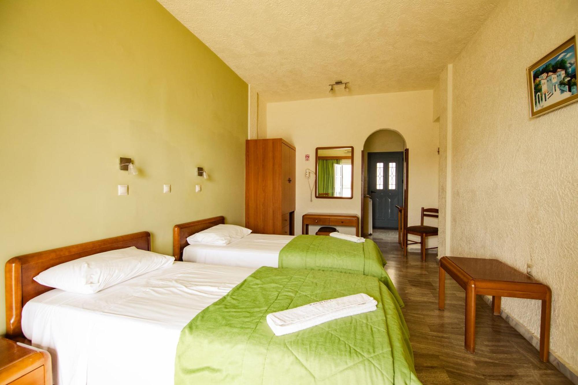 Hotel Philoxenia マスーリー エクステリア 写真