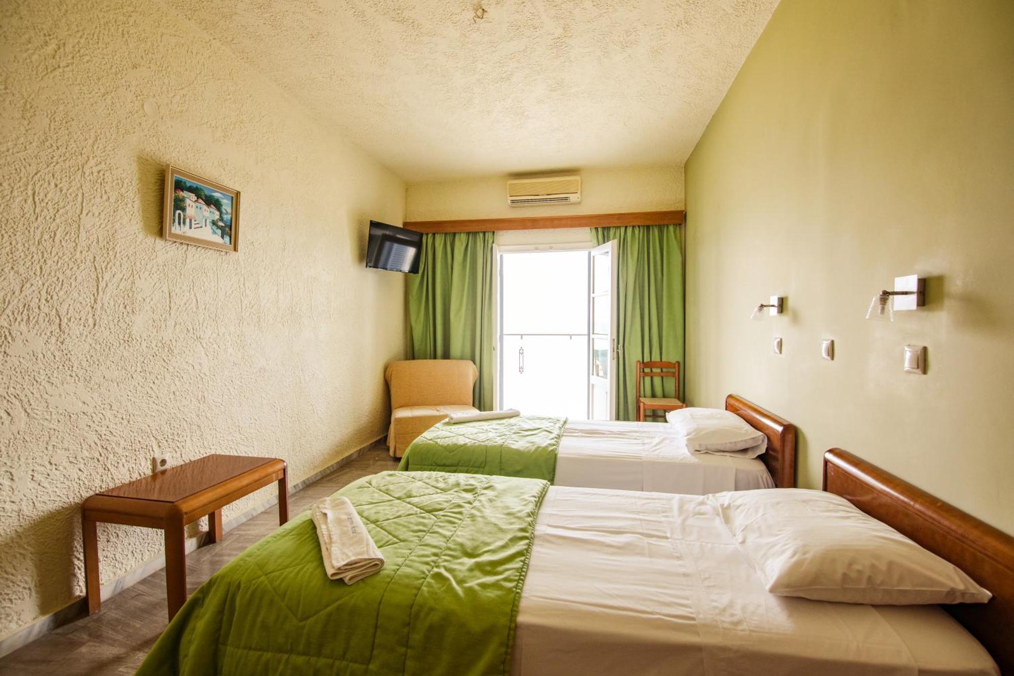 Hotel Philoxenia マスーリー エクステリア 写真