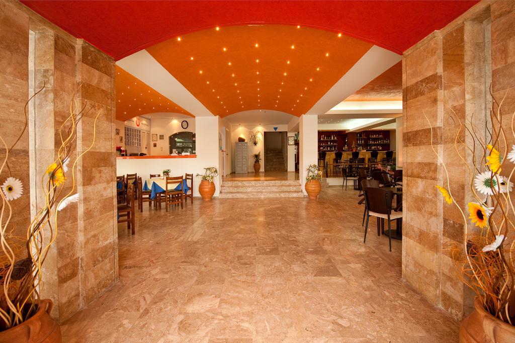 Hotel Philoxenia マスーリー エクステリア 写真