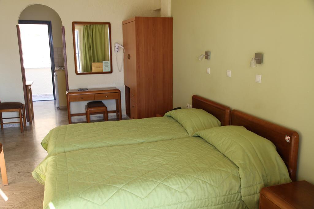 Hotel Philoxenia マスーリー 部屋 写真